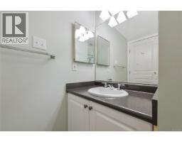 204 1037 Richardson St, Victoria, BC V8V3C6 Photo 28