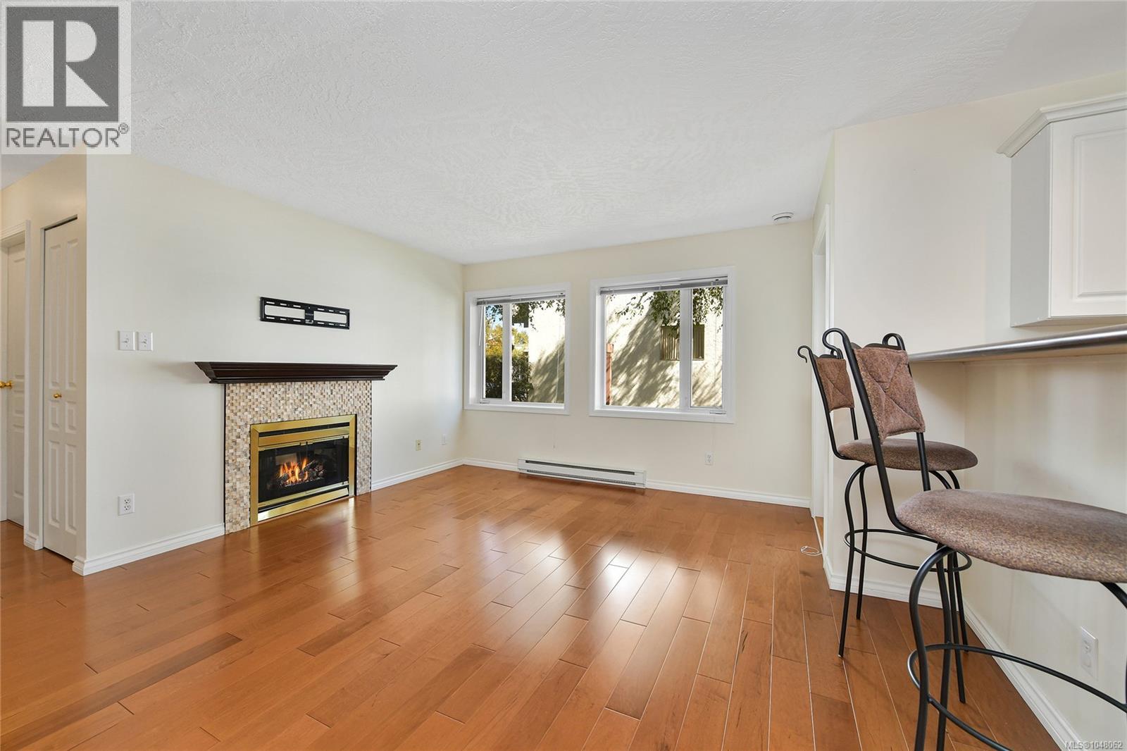#204 1037 Richardson St - 4