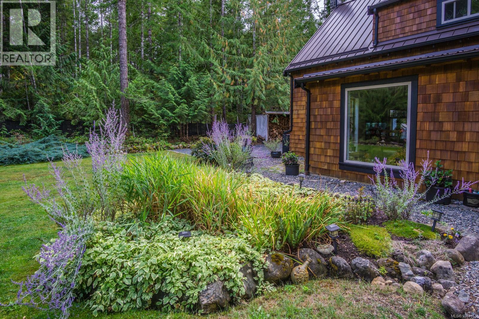 1389 Meadowood Way - Image 37