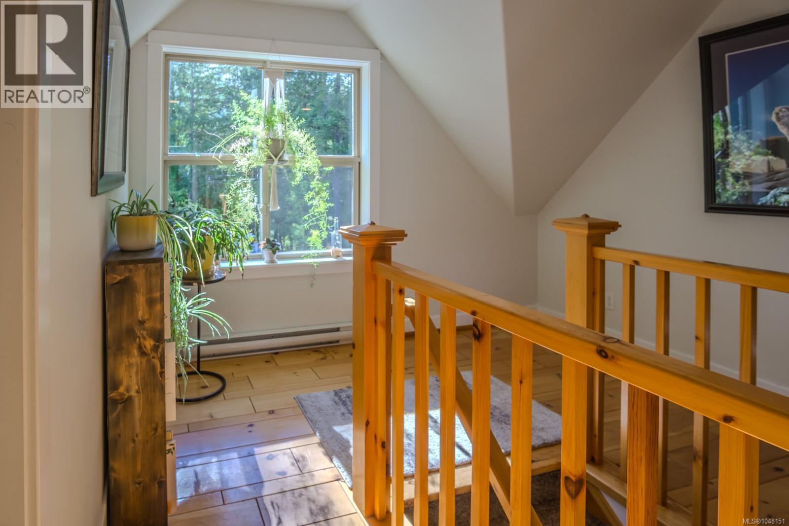 1389 Meadowood Way - 19
