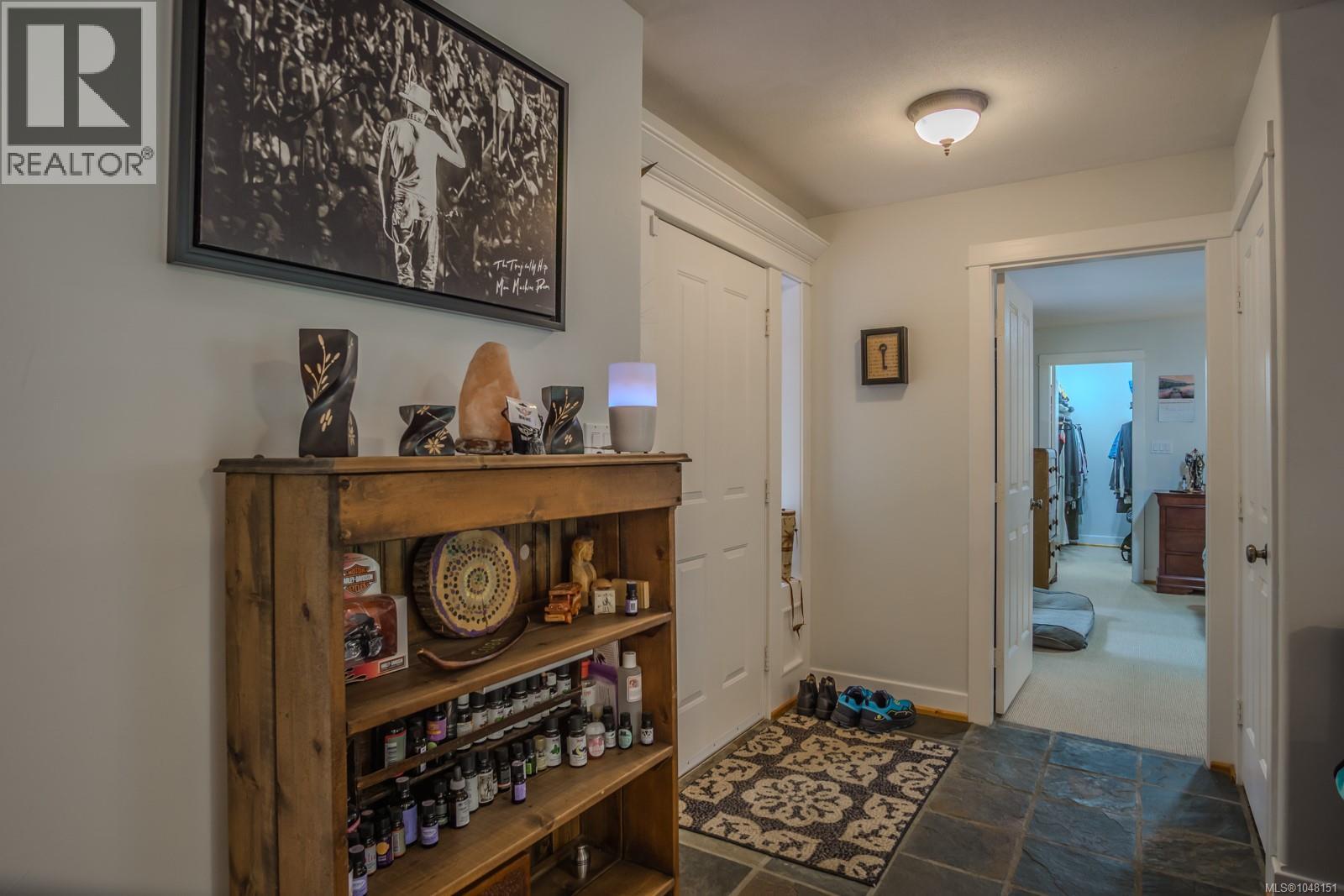 1389 Meadowood Way - 5