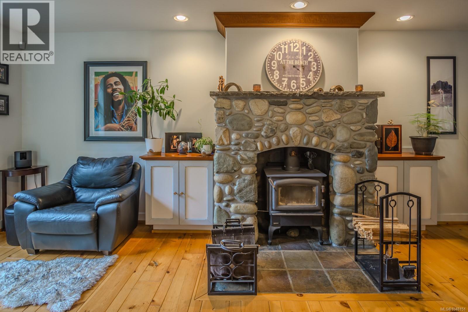 1389 Meadowood Way - 8