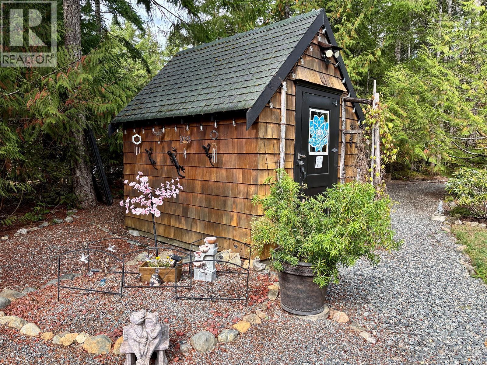 1389 Meadowood Way - 63