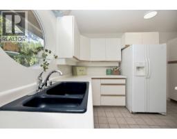 7321 Redrooffs Road, Sechelt, BC V7Z0T3 Photo 10