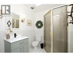 7321 Redrooffs Road, Sechelt, BC V7Z0T3 Photo 20