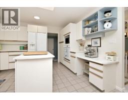 7321 Redrooffs Road, Sechelt, BC V7Z0T3 Photo 11