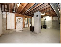 7321 Redrooffs Road, Sechelt, BC V7Z0T3 Photo 23