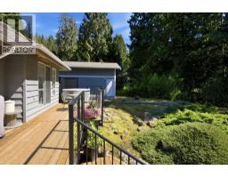 7321 Redrooffs Road, Sechelt, BC V7Z0T3 Photo 31