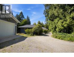 7321 Redrooffs Road, Sechelt, BC V7Z0T3 Photo 37