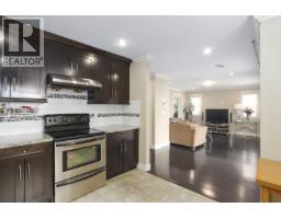 213 Hume Street, New Westminster, BC V3M5N6 Photo 14
