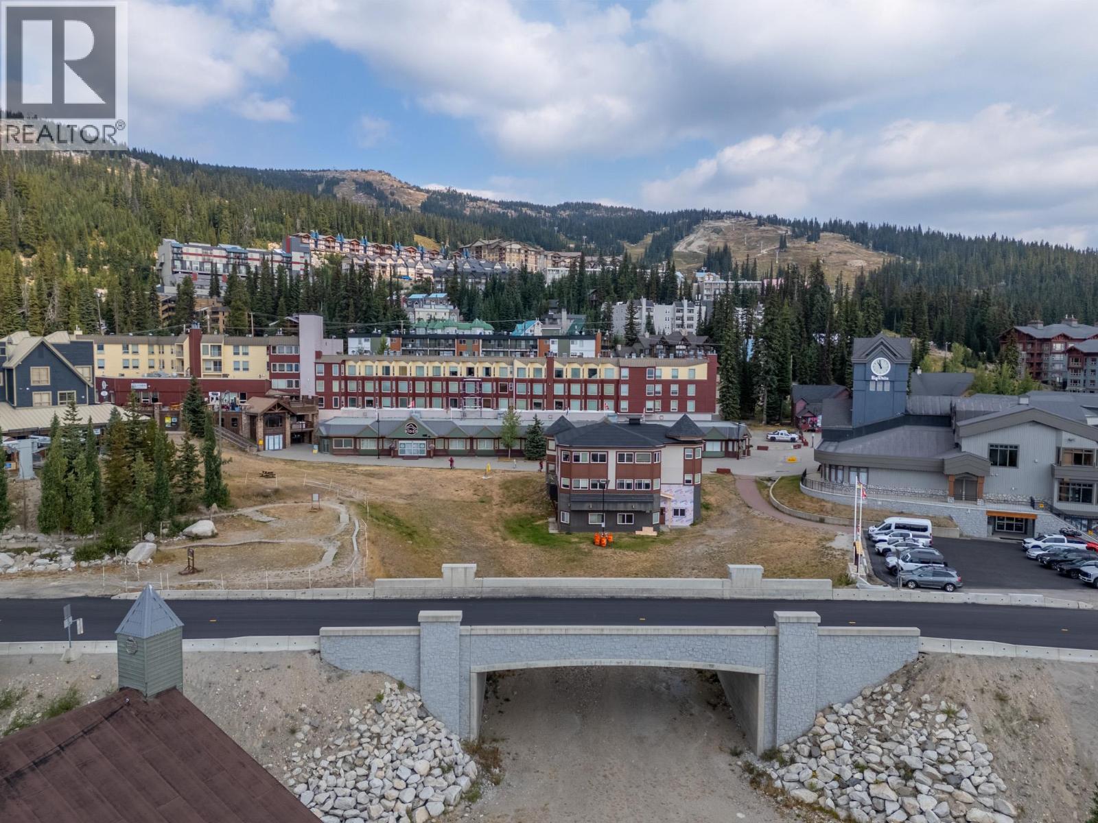 #118 5375 Big White Road - Image 10