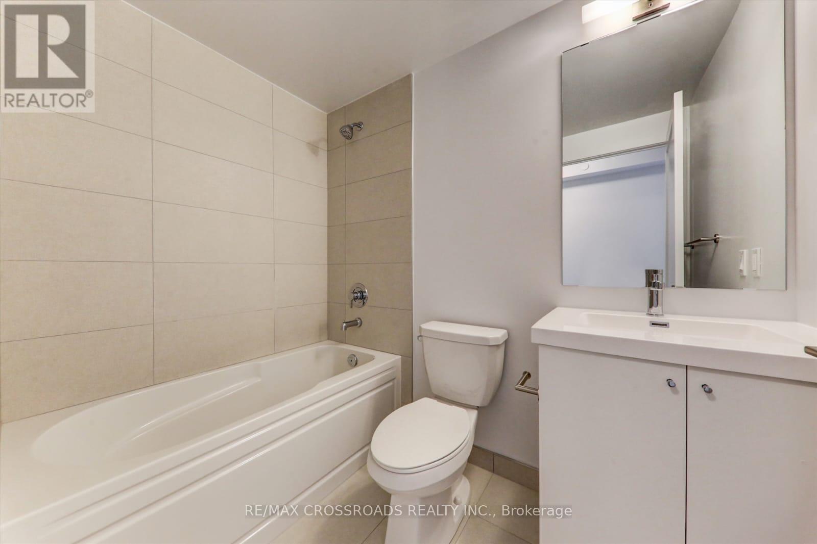 #1021 2550 SIMCOE STREET N - Image 19