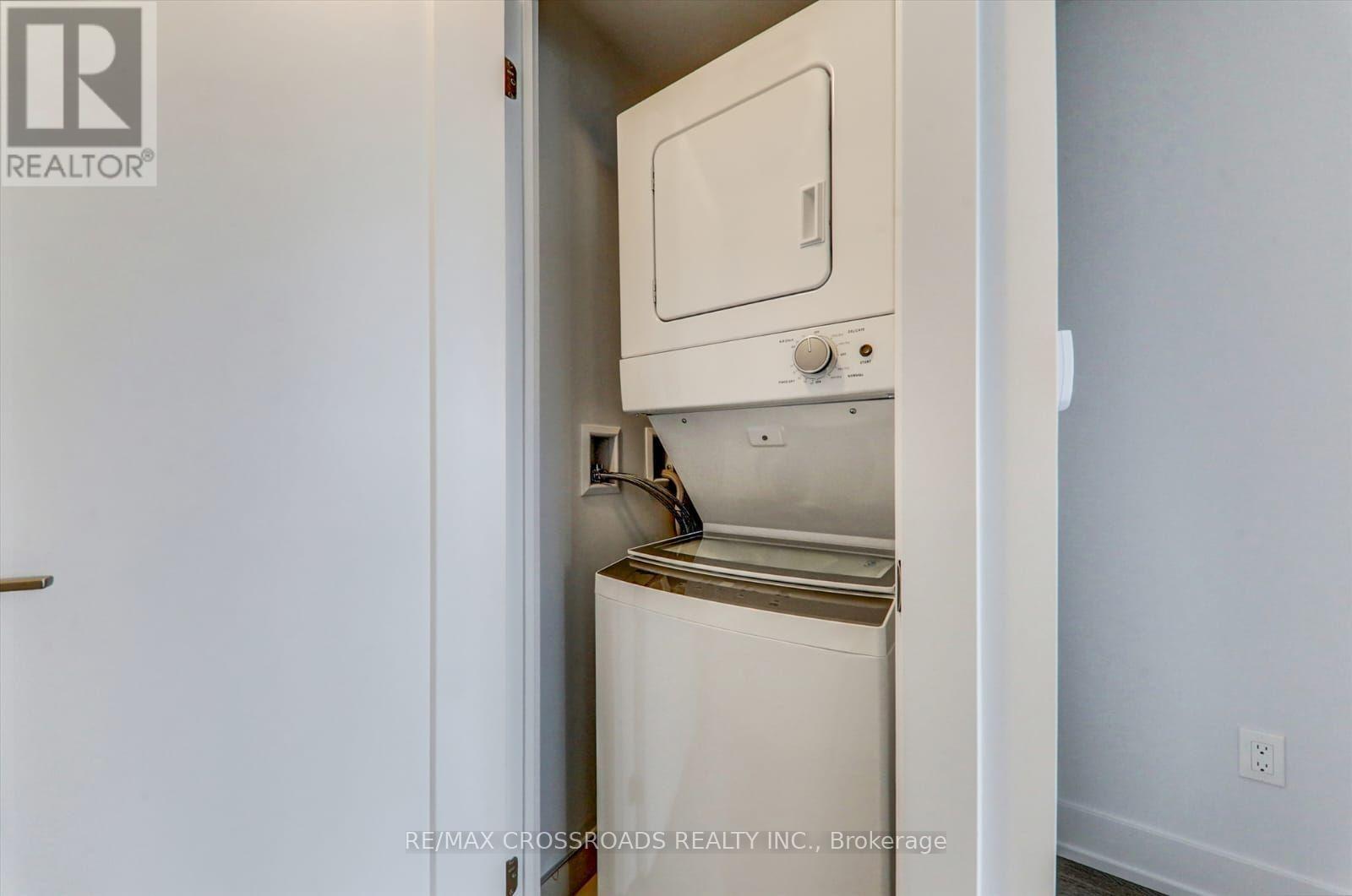 #1021 2550 SIMCOE STREET N - Image 23