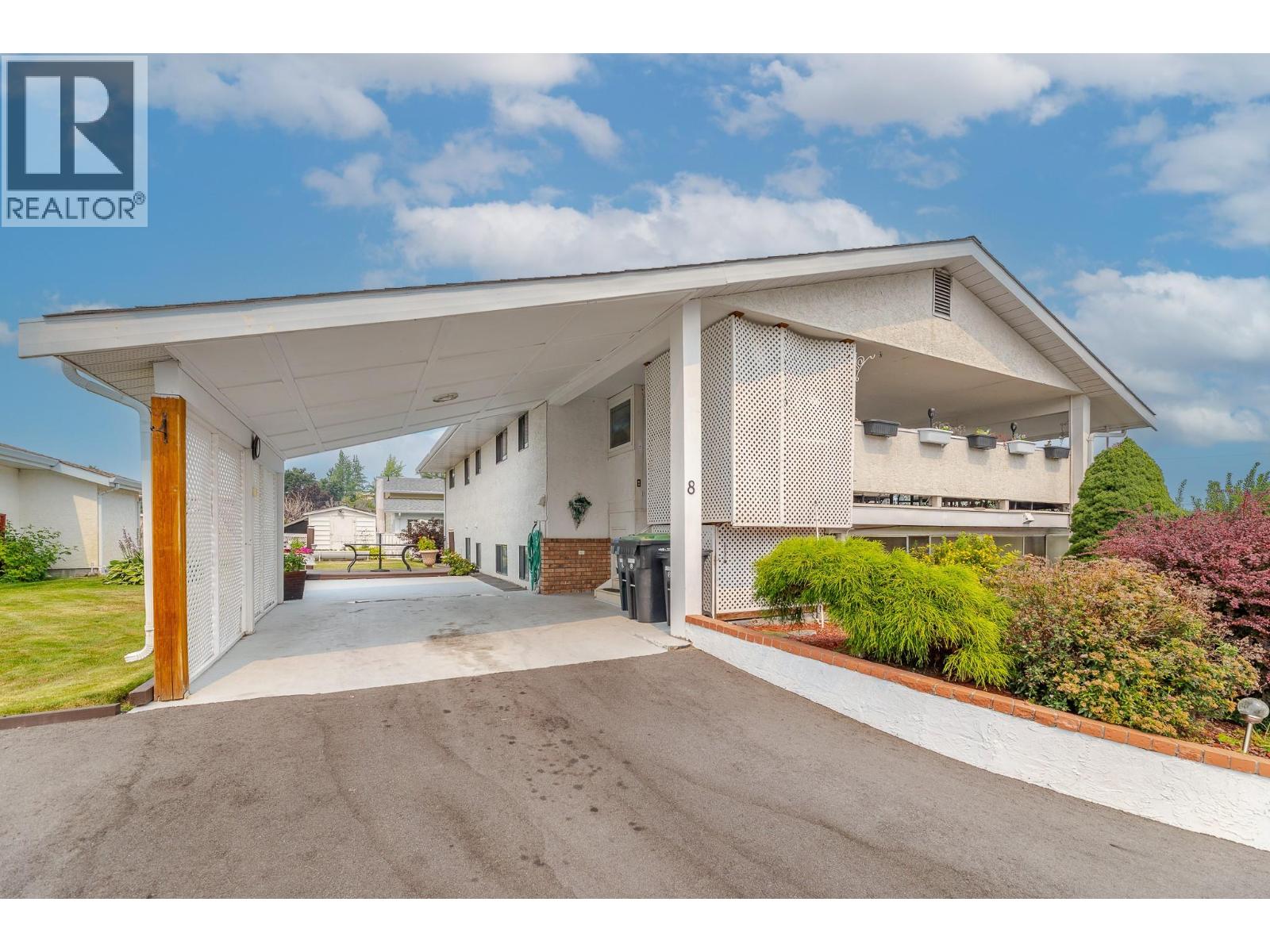 #8 8704 Purves Road - 30