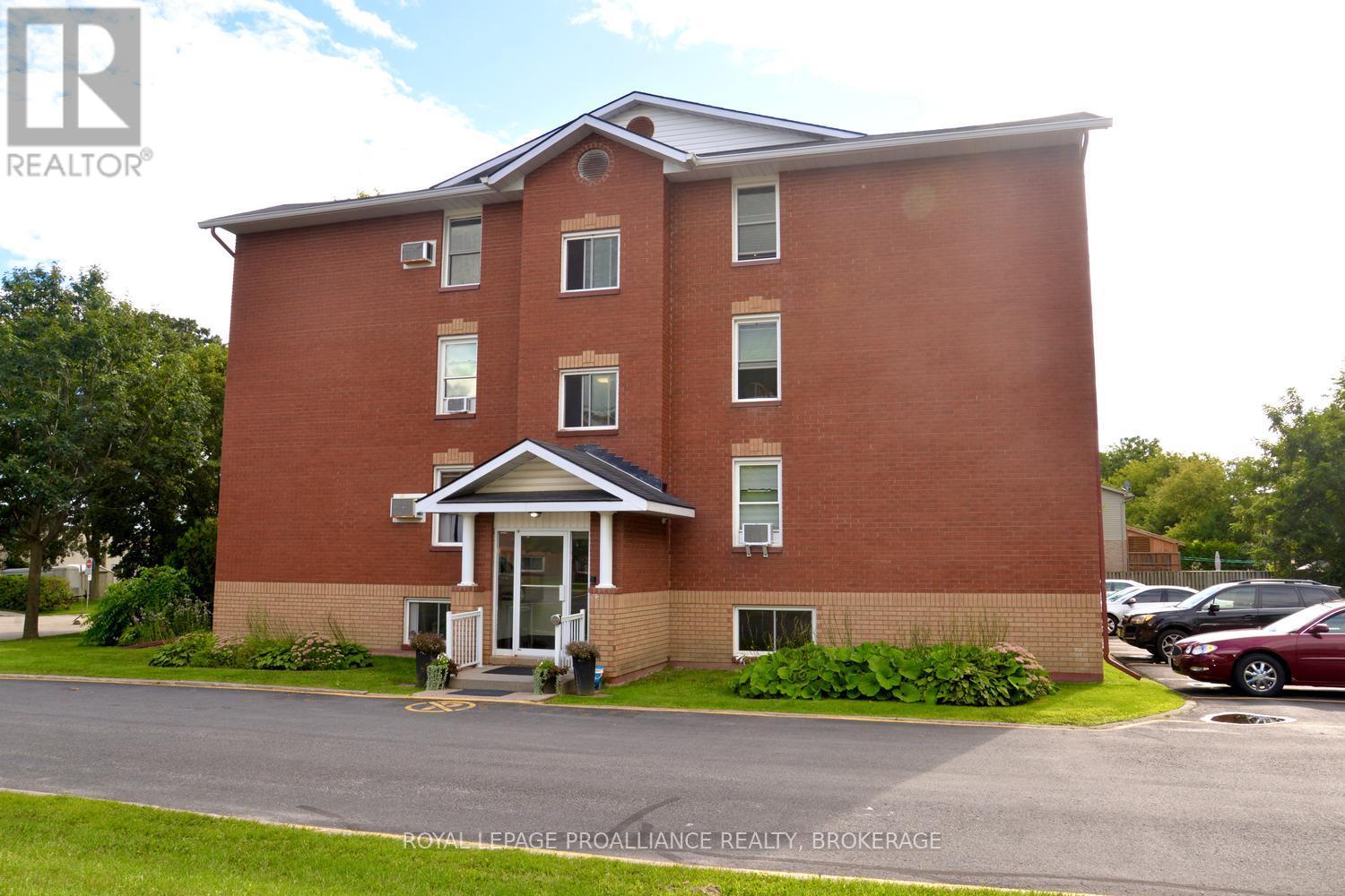 #205 540 TALBOT PLACE - 1