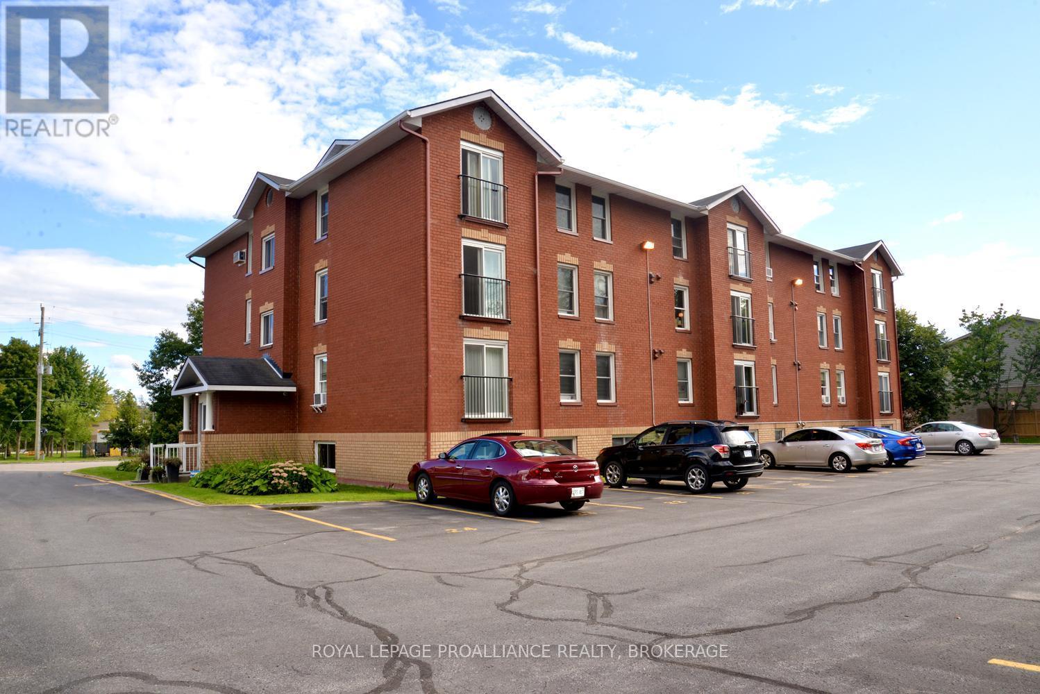 #205 540 TALBOT PLACE - 2
