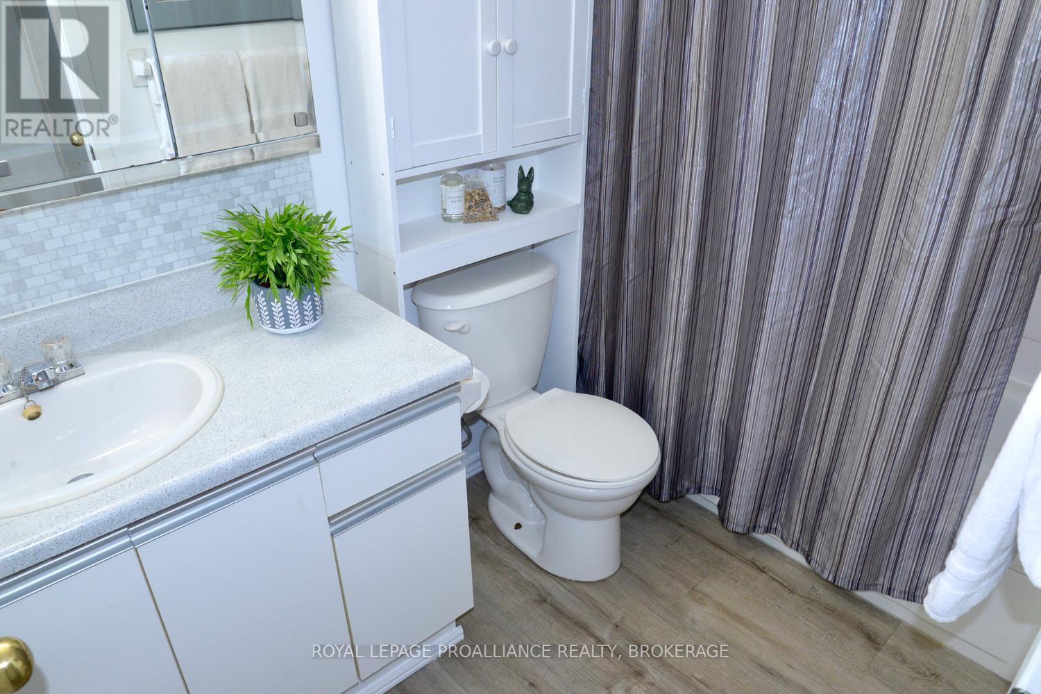 #205 540 TALBOT PLACE - Image 21