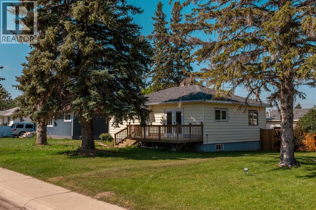 211 9 St  N - Image 3