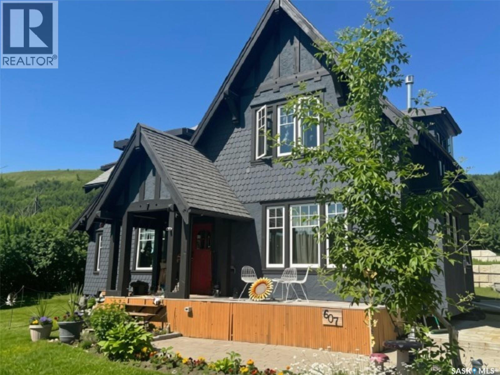 607 BARNETT DRIVE - Image 4