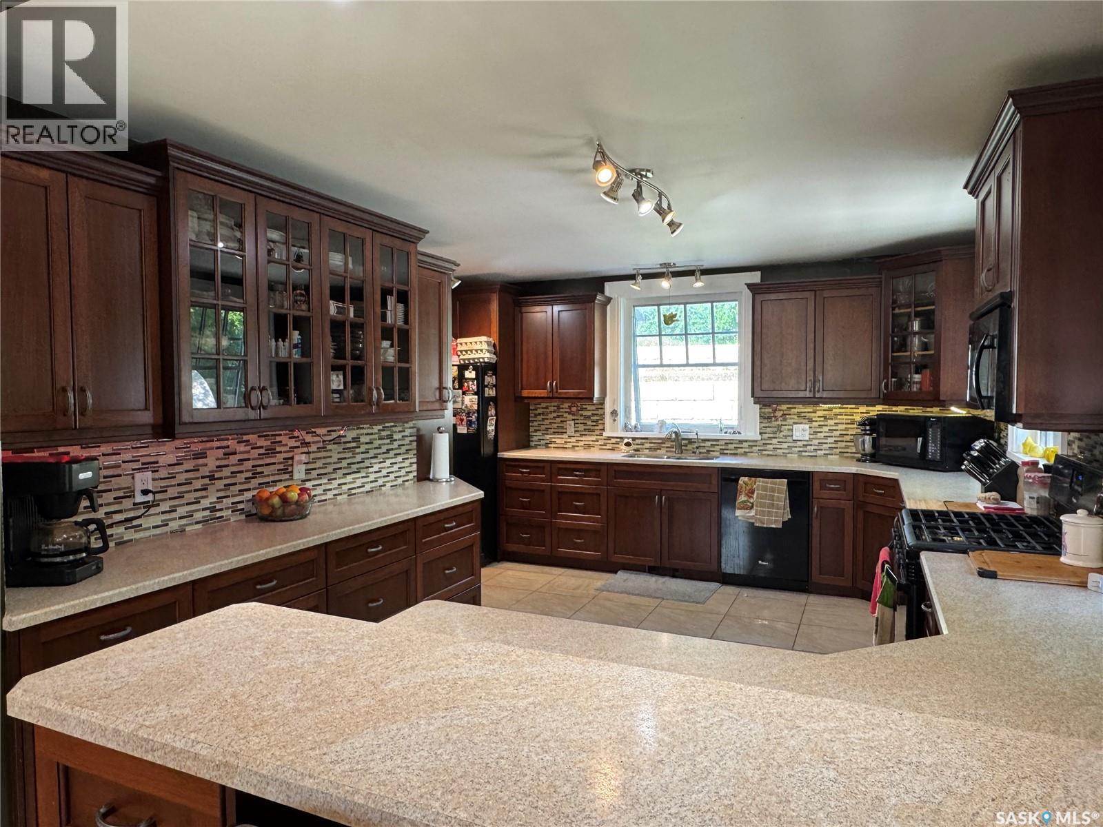 607 BARNETT DRIVE - Image 13