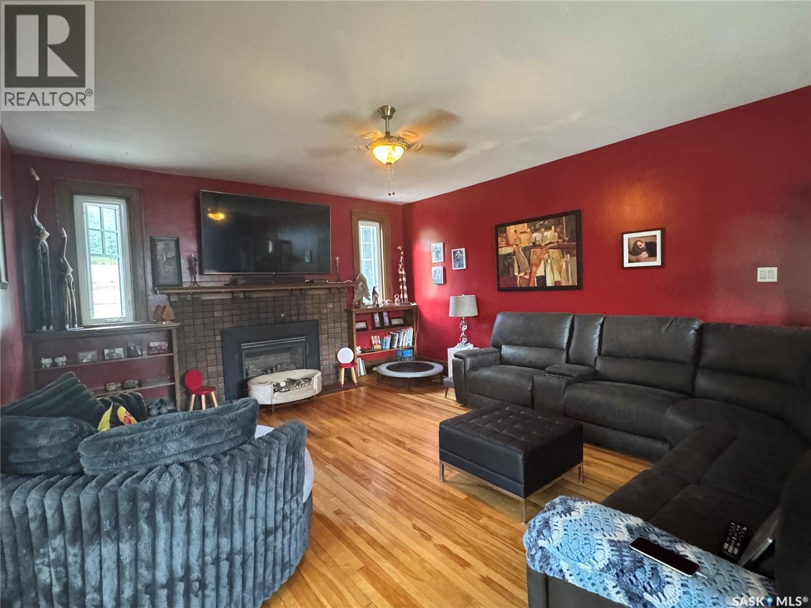 607 BARNETT DRIVE - Image 9
