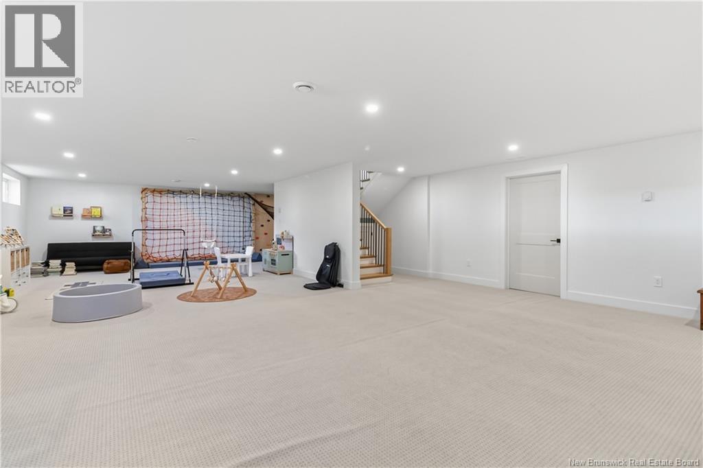 175 Rosebank Crescent - Image 36