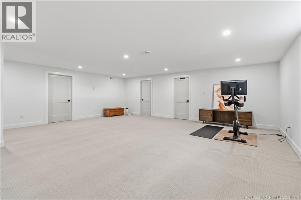 175 Rosebank Crescent - 37