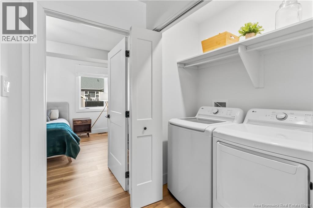 175 Rosebank Crescent - 28