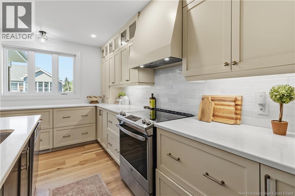 175 Rosebank Crescent - 8
