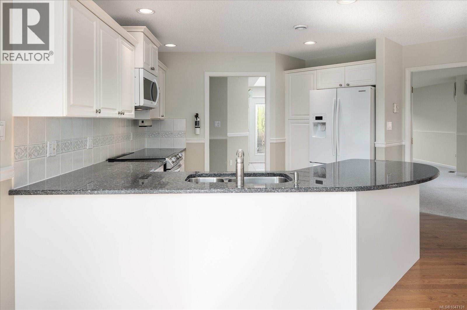 801 Devon Pl - Image 5