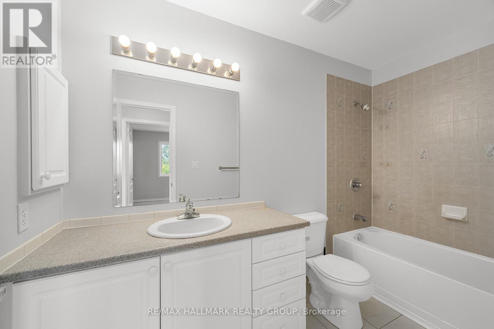 1146 HALTON TERRACE - 25