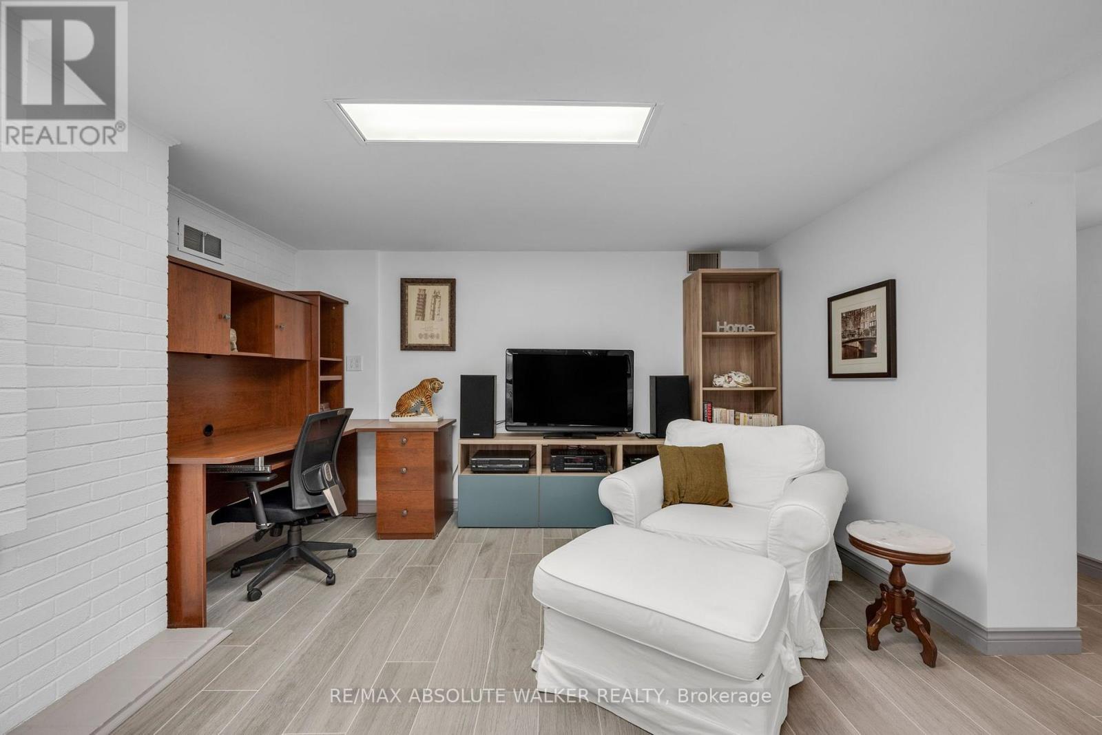 3657 REVELSTOKE DRIVE - 33
