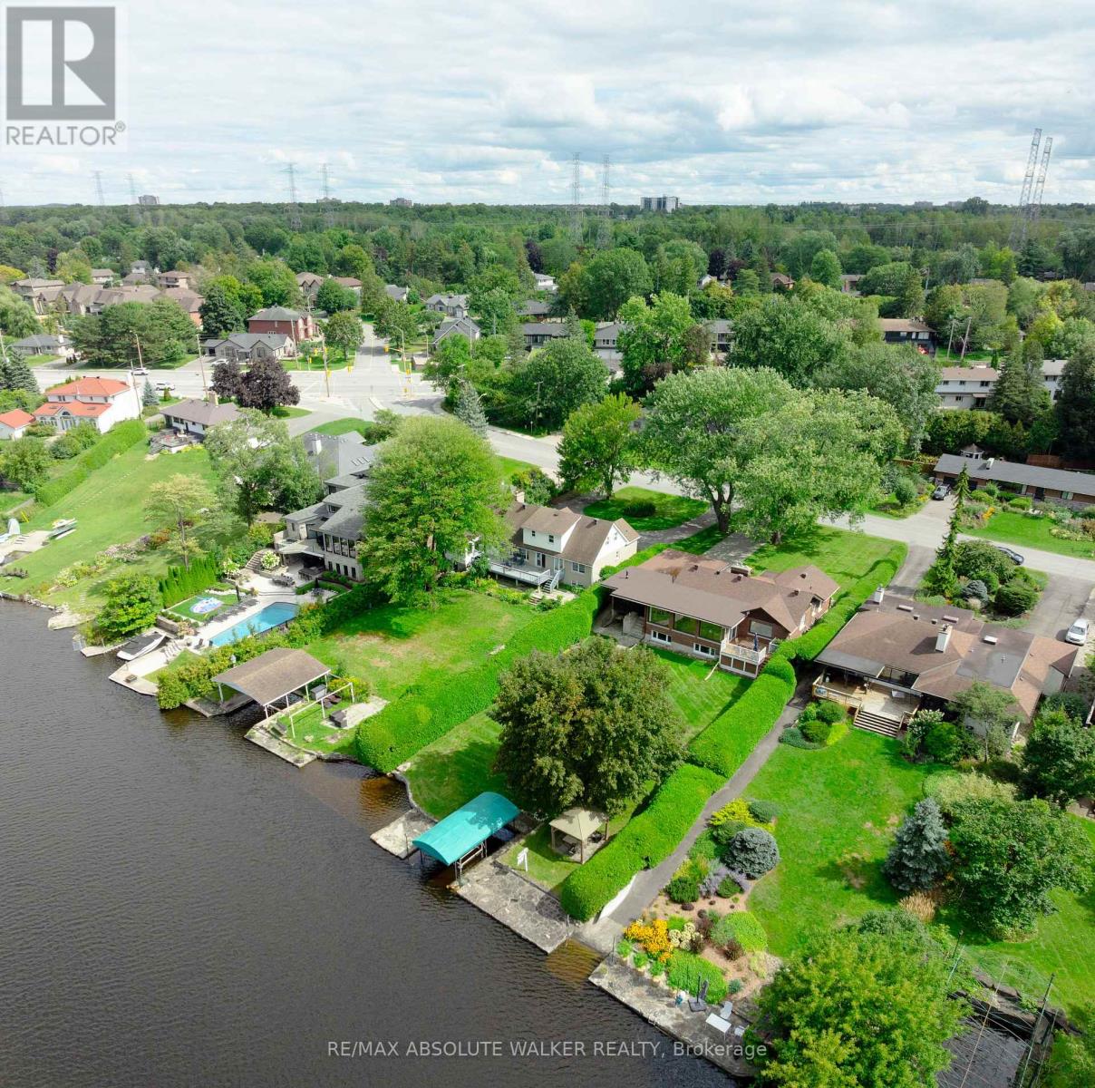 3657 REVELSTOKE DRIVE - 49