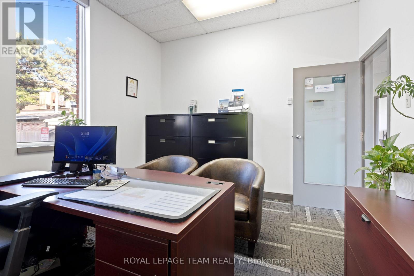 Office for Sale in Ottawa – 365 RICHMOND ROAD, Ottawa – MLS# X13732730 - Image 15