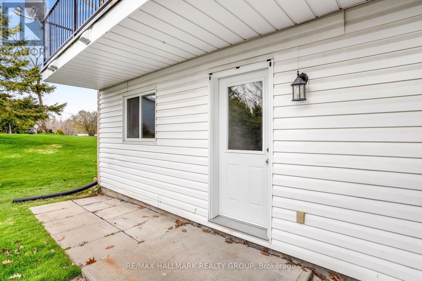 #106B 185 DU COMTE ROAD - Image 20