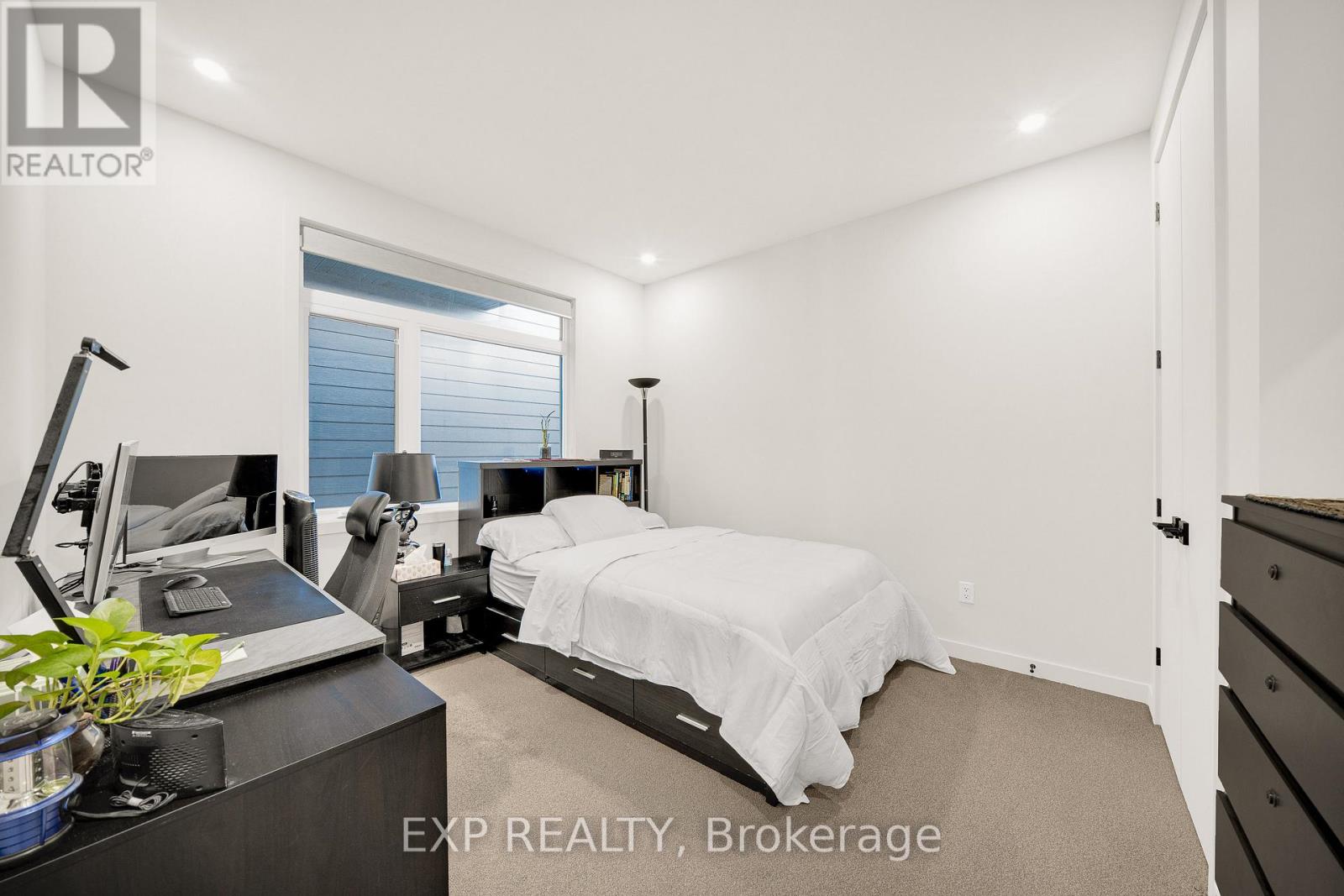 708 WOOLER PLACE - Image 19