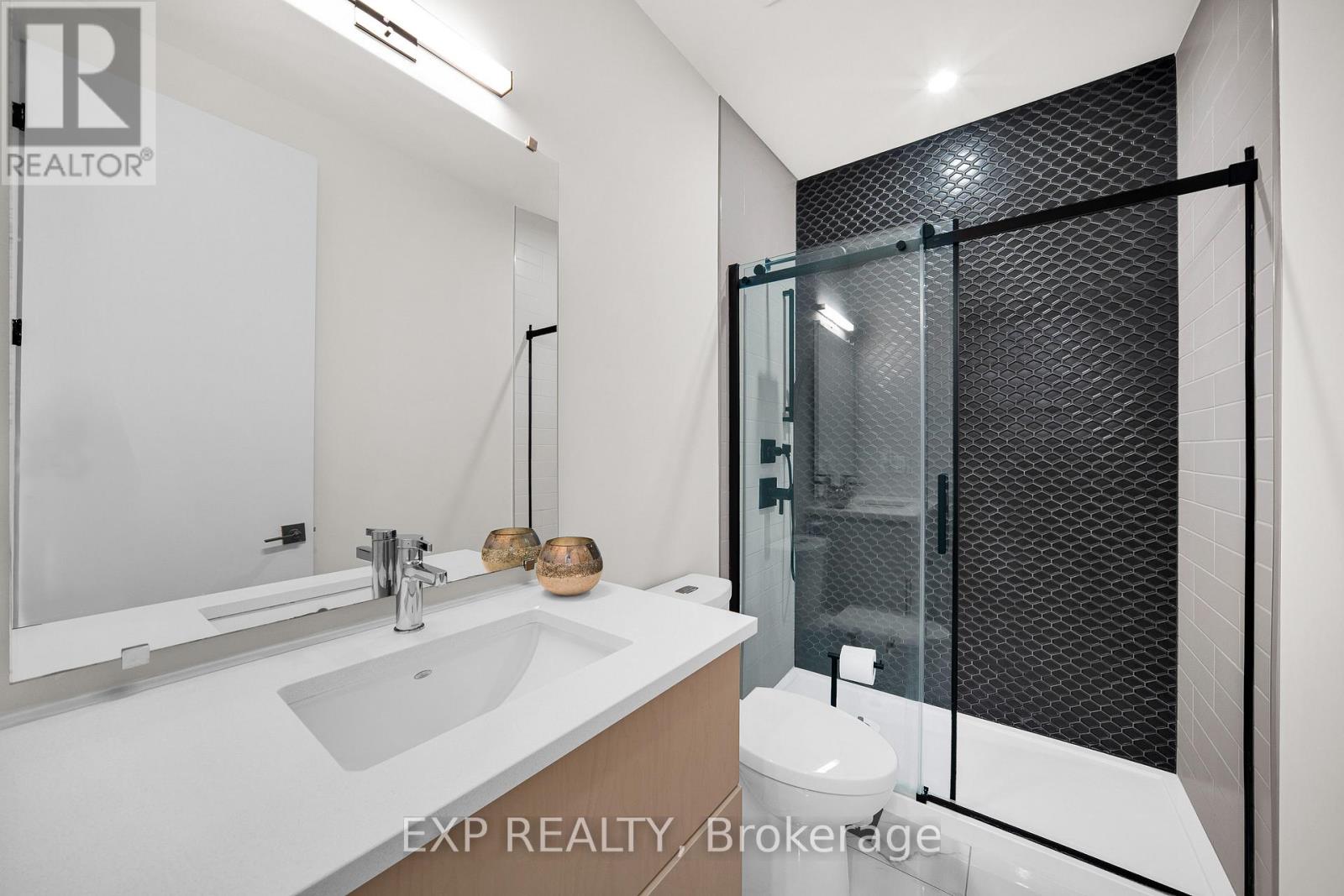 708 WOOLER PLACE - Image 21