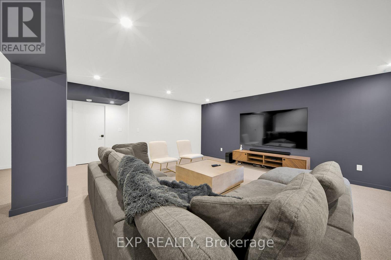 708 WOOLER PLACE - Image 27