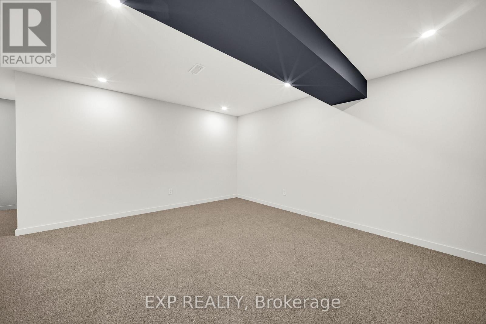 708 WOOLER PLACE - Image 28