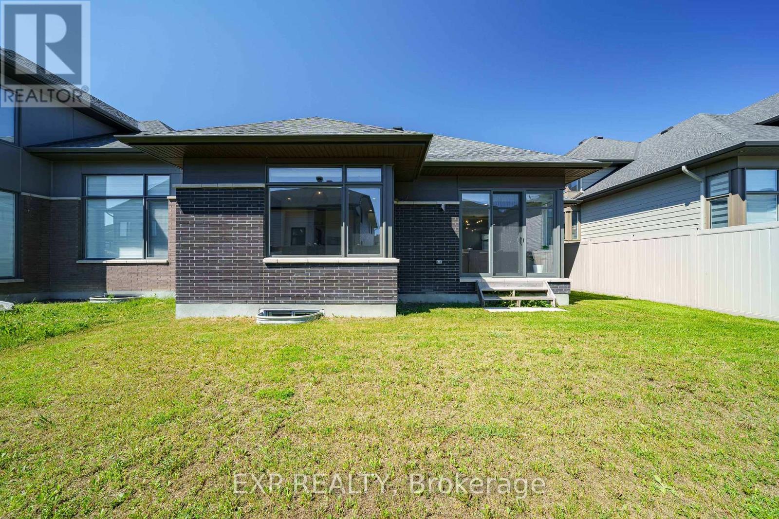 708 WOOLER PLACE - Image 37