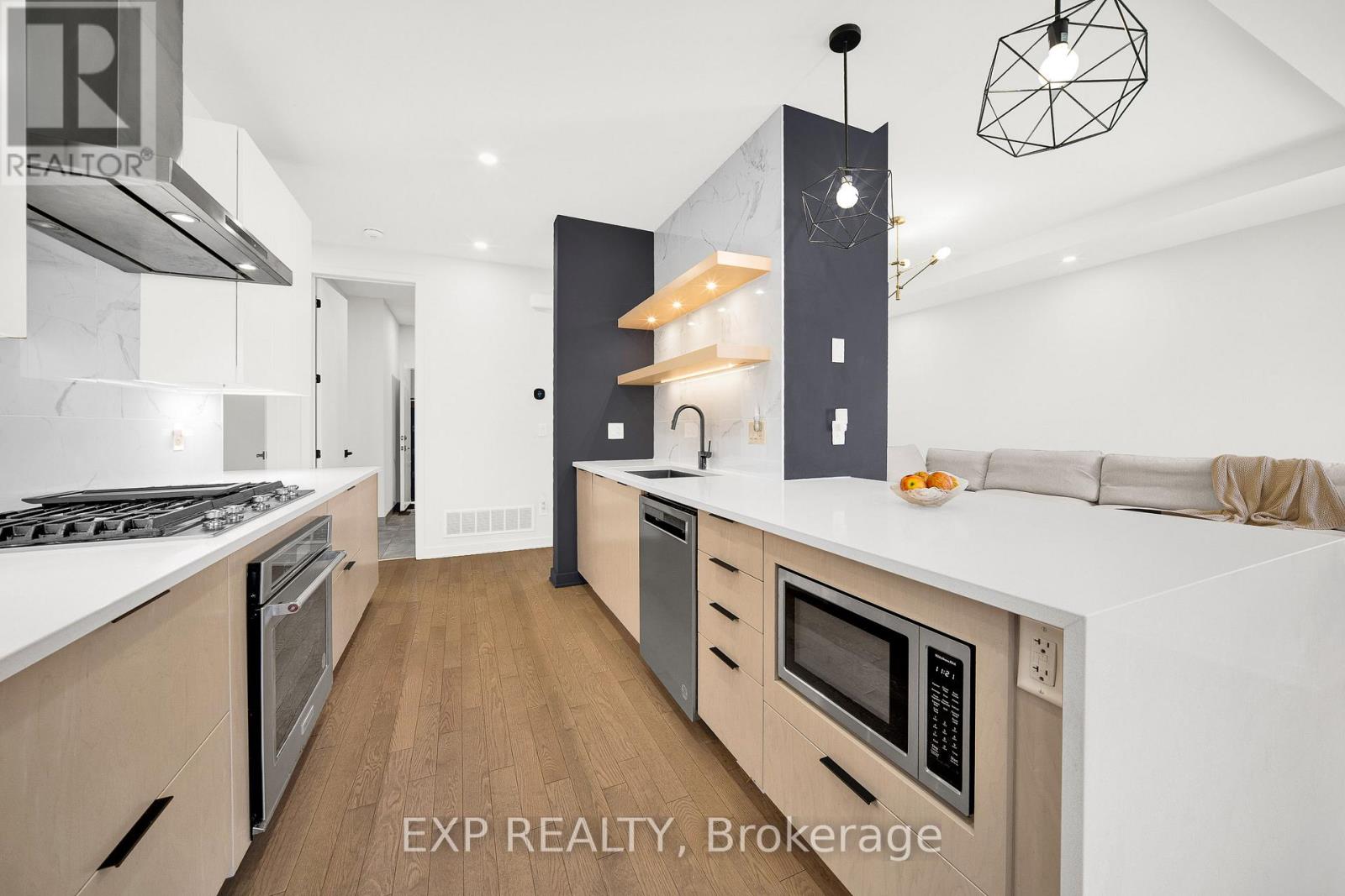 708 WOOLER PLACE - Image 7