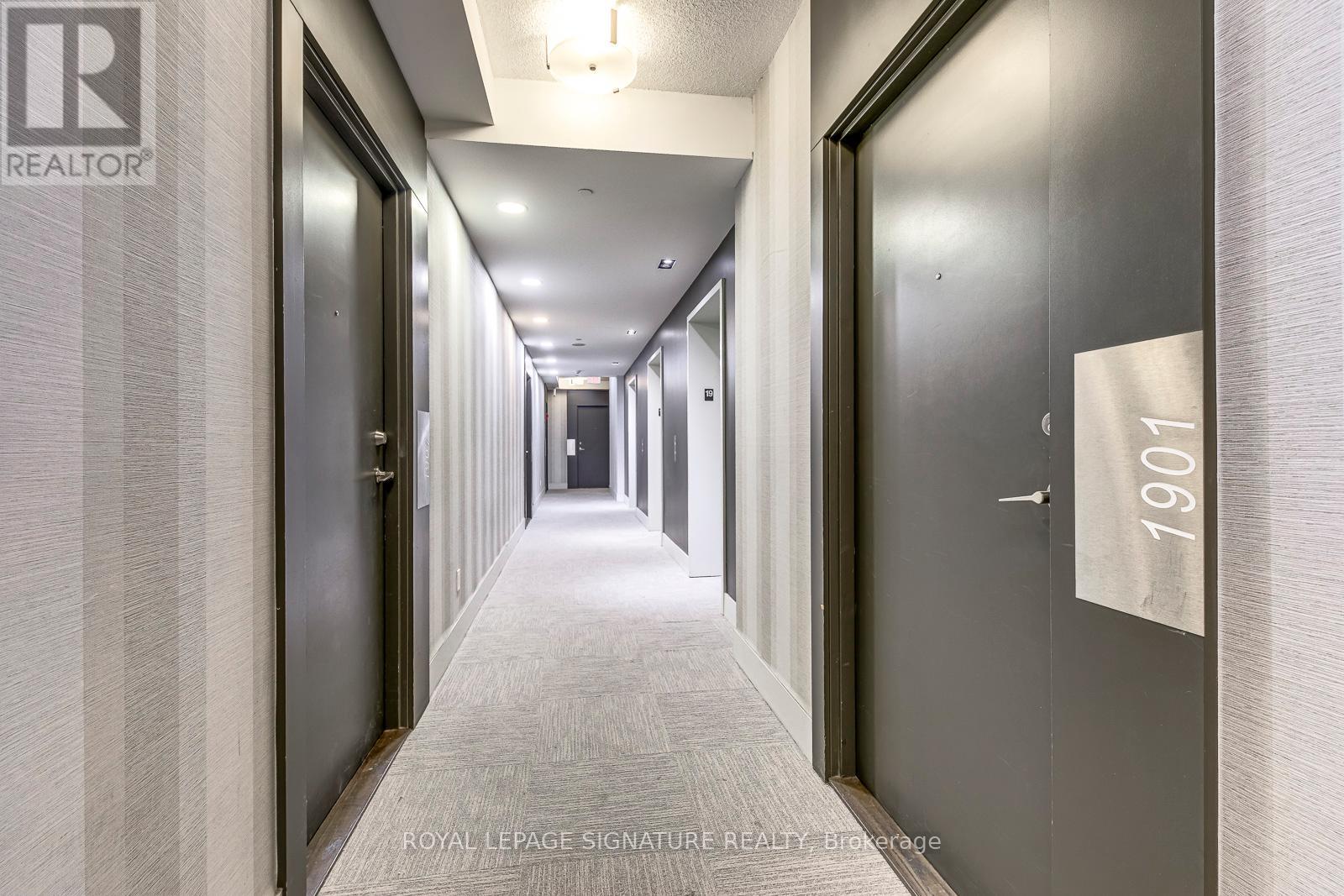 #1901 20 BRUYERES MEWS - Image 5