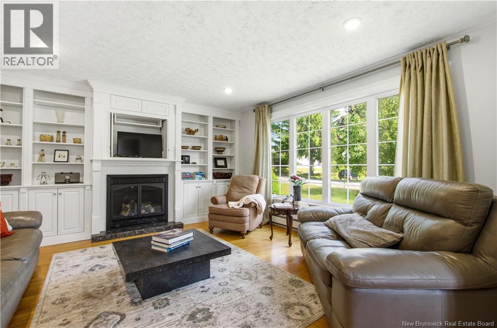 105 Legion Drive - Image 16