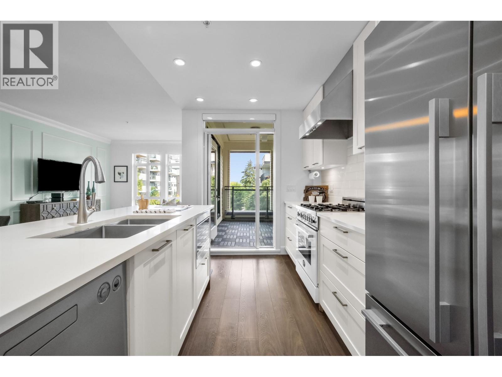 2 Bed, 2 Bath Apartment for Sale in Vancouver – 305 168 E 35TH AVENUE, Vancouver – MLS# R3159954 - Image 10