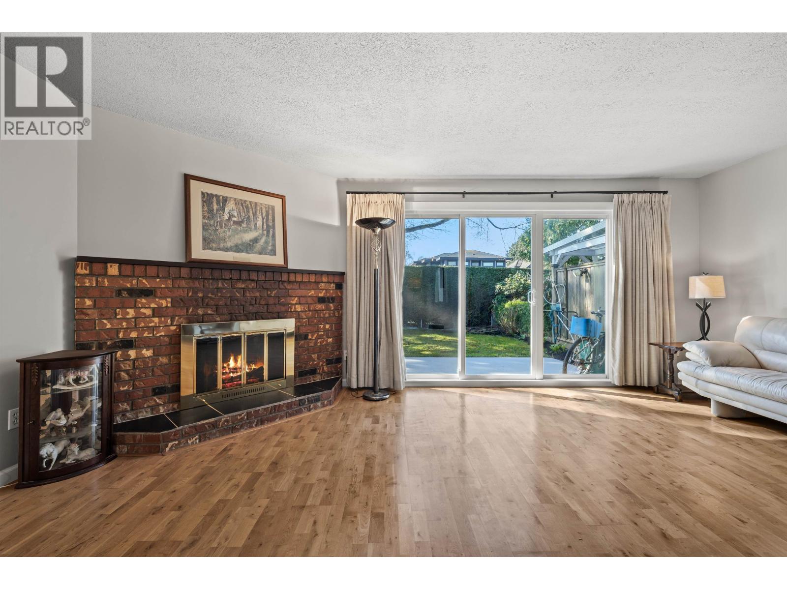 3 Bed, 2 Bath House for Sale in Richmond – 42 3151 SPRINGFIELD DRIVE, Richmond – MLS# R3160321 - Image 12