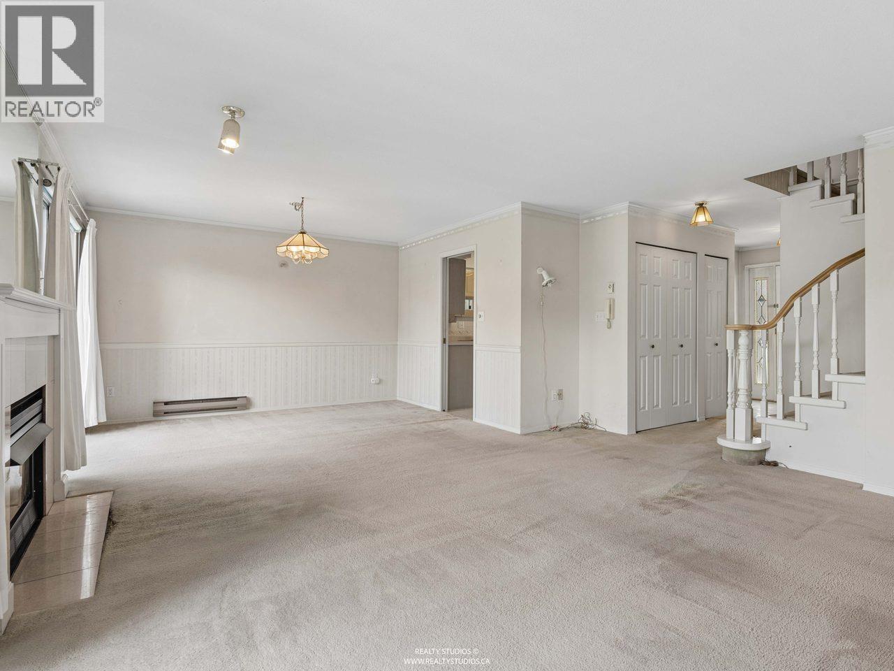2 Bed, 3 Bath House for Sale in Burnaby – 21 5575 PATTERSON AVENUE, Burnaby – MLS# R3160327 - Image 6