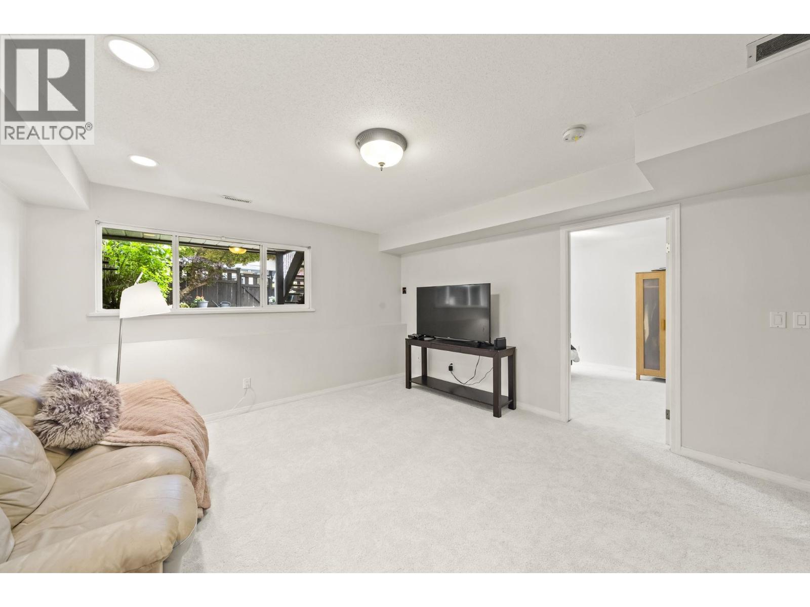 4 Bed, 4 Bath House for Sale in Coquitlam – 12 1765 PADDOCK DRIVE, Coquitlam – MLS# R3160339 - Image 22