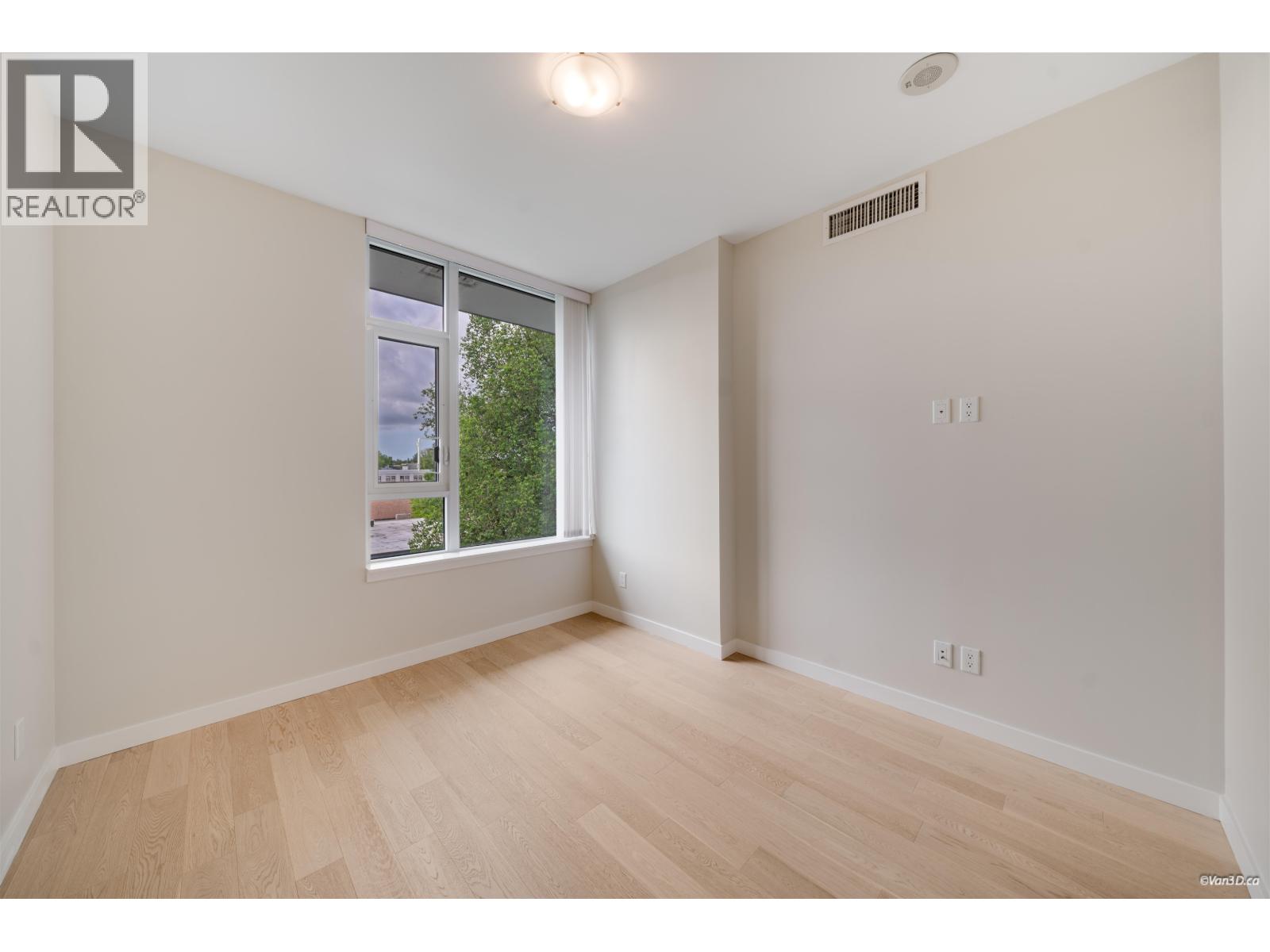 704 2565 MAPLE STREET, Vancouver
