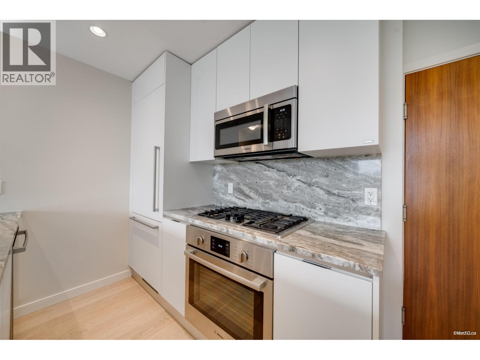 #704 2565 MAPLE Street, Vancouver, British Columbia, V7J0C8, Vancouver, British Columbia — photo 5 of 5