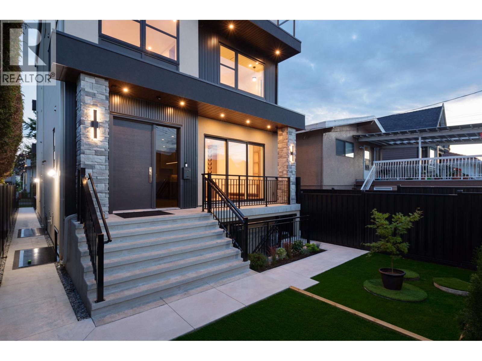 6 Bed, 6 Bath House for Sale in Burnaby – 1 4331 UNION STREET, Burnaby – MLS# R3160360 - Image 28